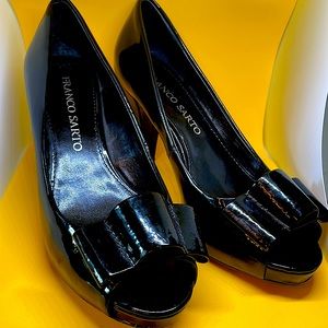 FRANCO SARTO Patent Black bow